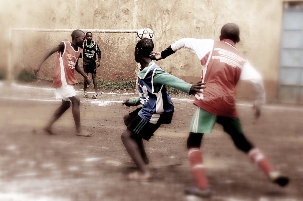 Ohne Sport finden die Jugendlichen nicht zur Schule. © Tom Rübenach